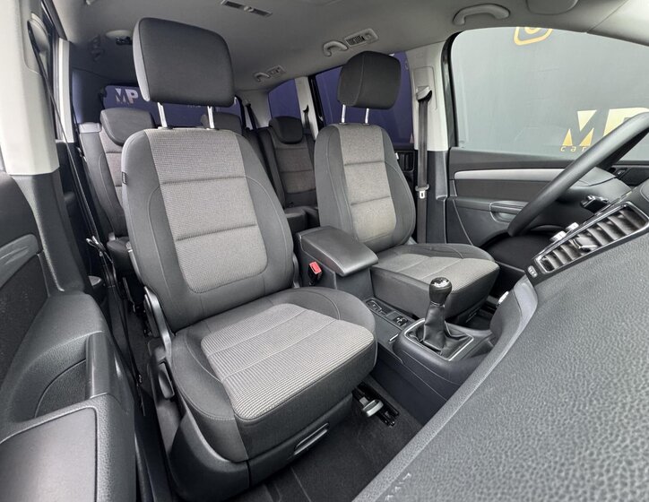 Volkswagen Sharan 18