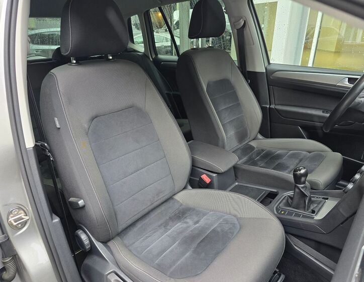 Volkswagen Golf Sportsvan 22