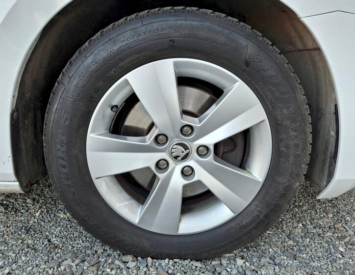 Škoda Superb Kombi 2,0 l 110 kw