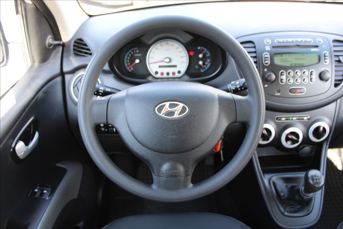 Hyundai i10 Hatchback 1,1 l 57 kw