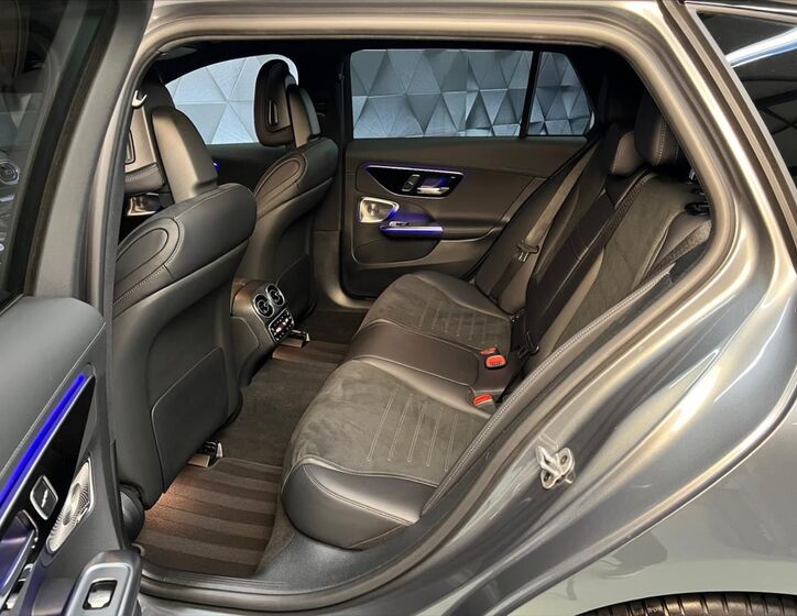 Mercedes-Benz Třídy C 12