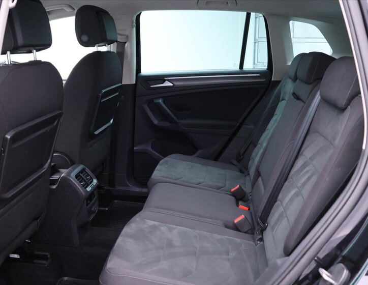 Volkswagen Tiguan 15