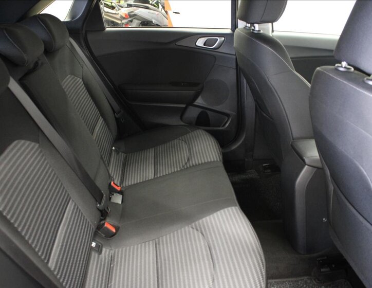 KIA Ceed Hatchback 1,5 l 117 kw