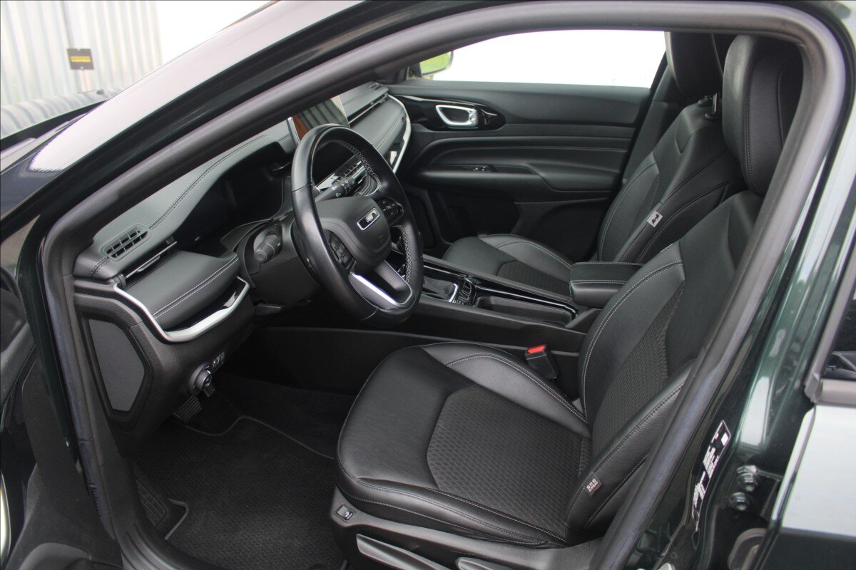 Jeep Compass SUV / Terénní 1,3 l 110 kw