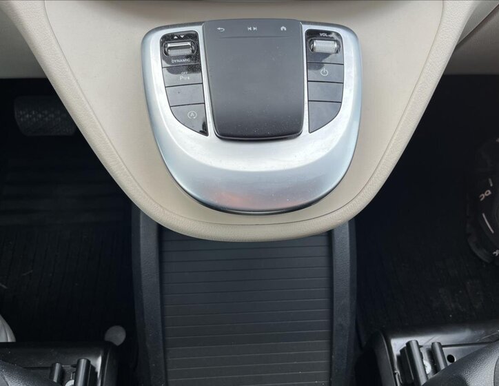 Mercedes-Benz Třídy V MPV 2,0 l 140 kw