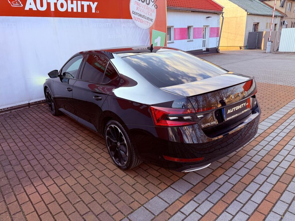 Škoda Superb Sedan / Limuzína 2,0 l 140 kw