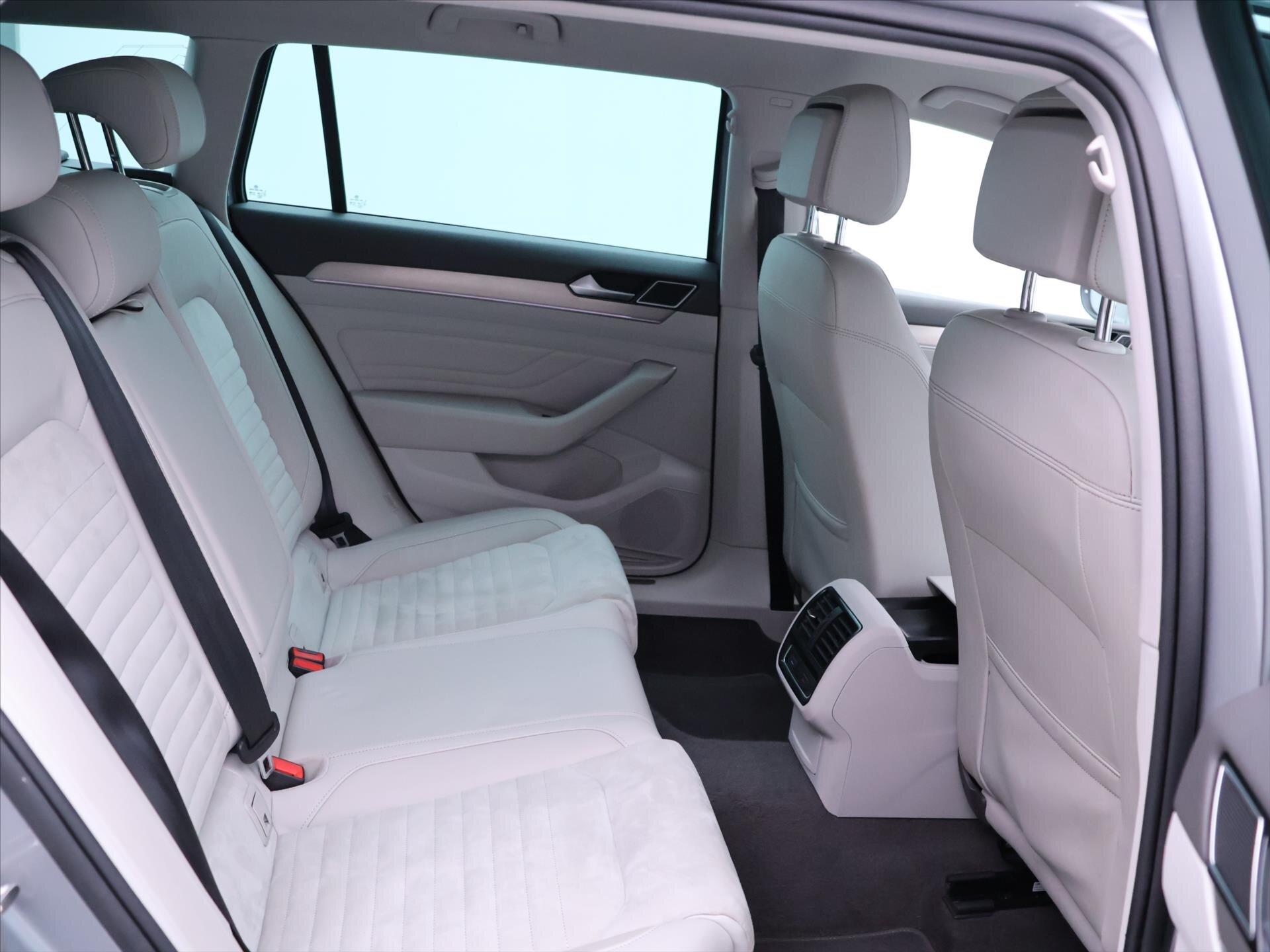 Volkswagen Passat Kombi 2,0 l 110 kw