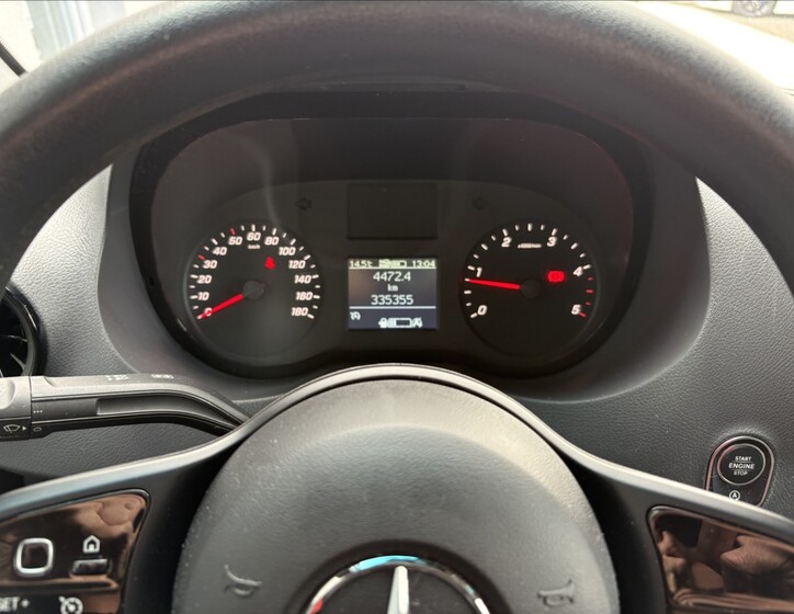 Mercedes-Benz Sprinter 8