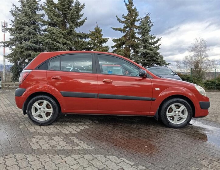 KIA Rio Hatchback 1,4 l 71 kw