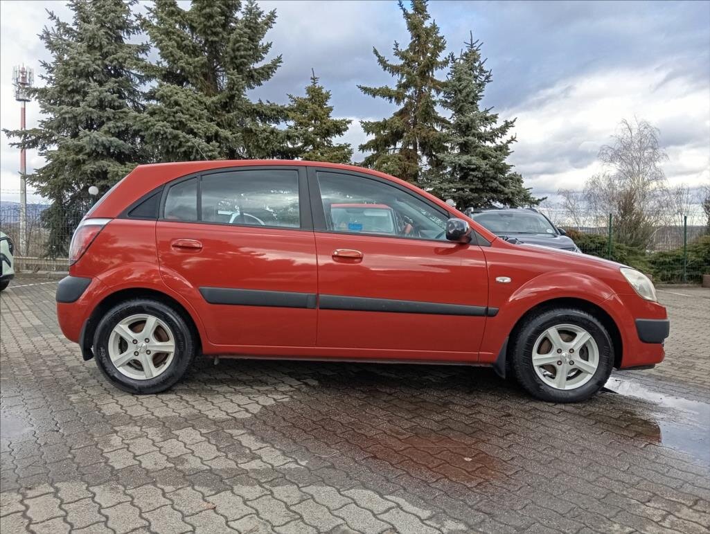 KIA Rio Hatchback 1,4 l 71 kw