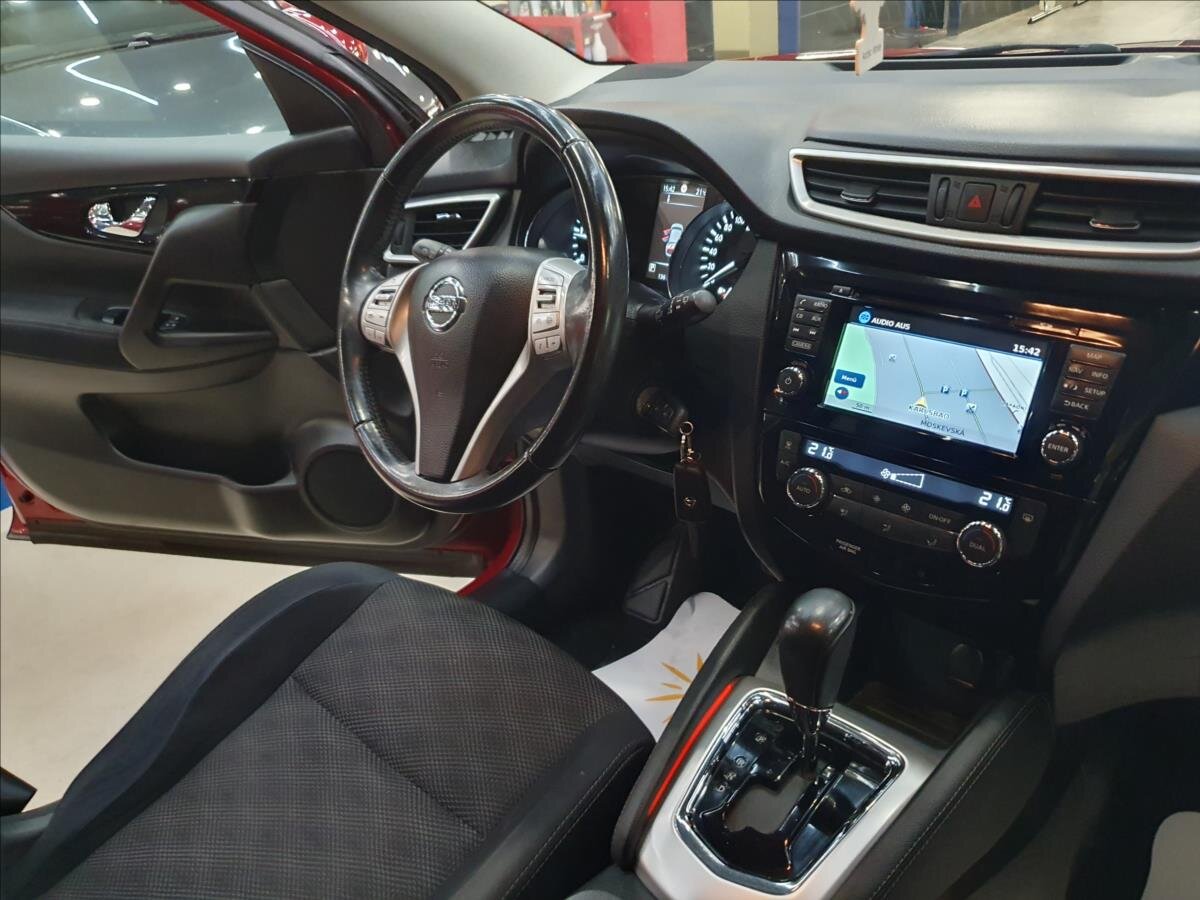 Nissan Qashqai SUV / Terénní 1,6 l 96 kw