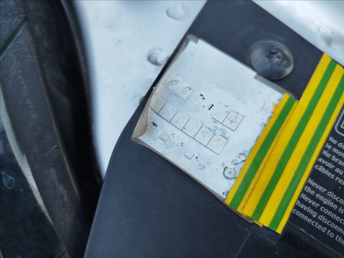 Dacia Sandero Hatchback 1,6 l 64 kw