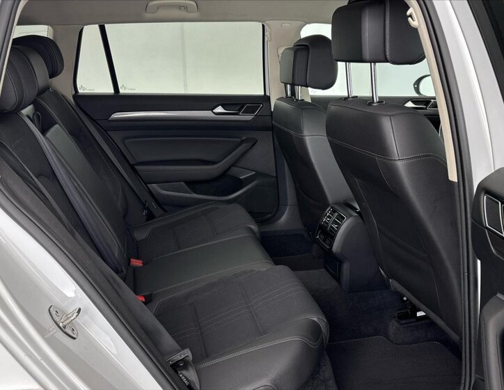 Volkswagen Passat Kombi 2,0 l 140 kw
