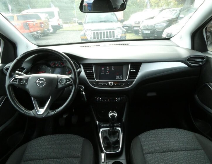 Opel Crossland X MPV 1,2 l 96 kw