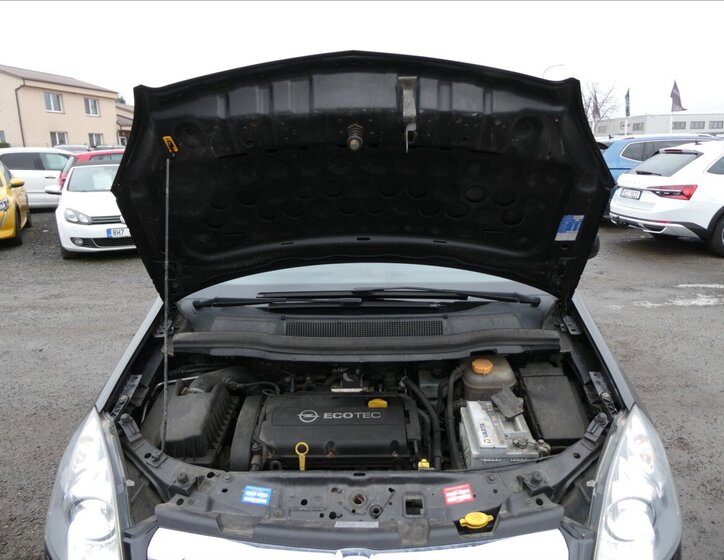 Opel Zafira MPV 1,8 l 103 kw