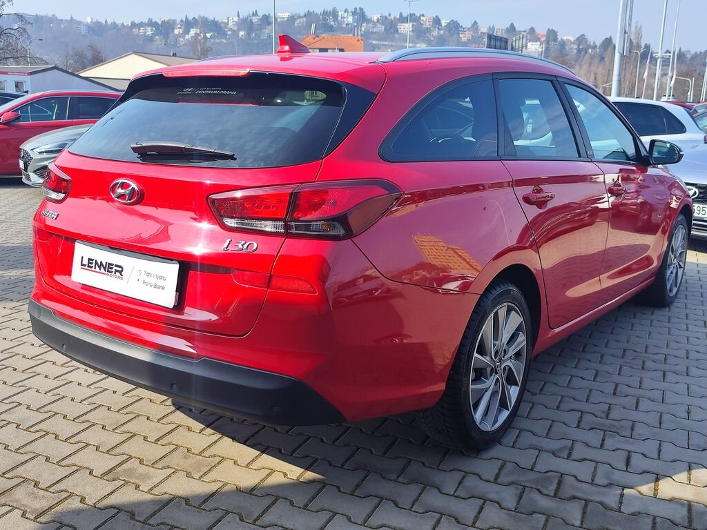 Hyundai i30 Kombi 1,4 l 103 kw