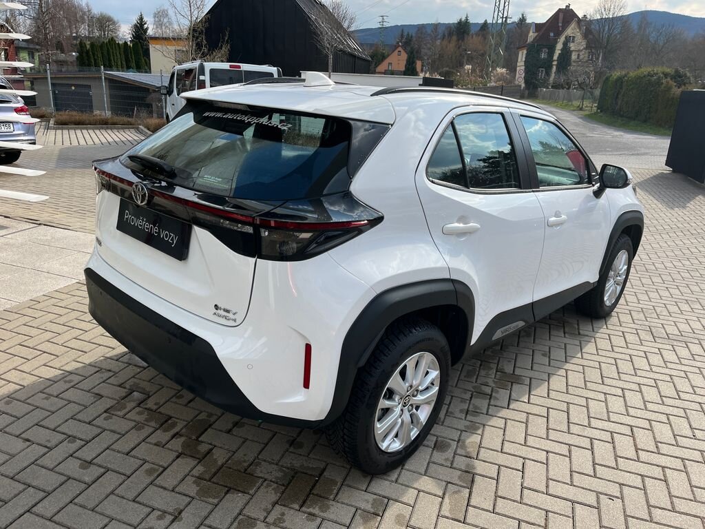 Toyota Yaris Cross SUV / Terénní 1,5 l 68 kw
