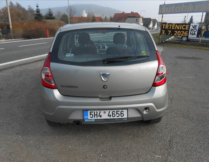 Dacia Sandero Hatchback 1,1 l 55 kw