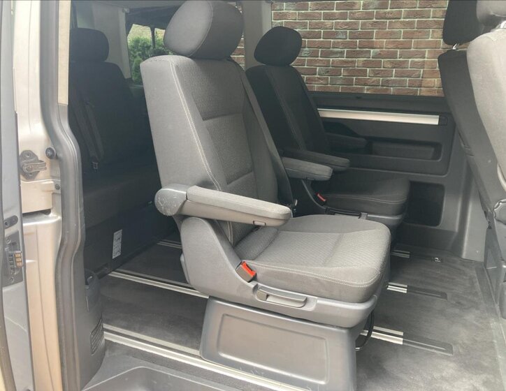 Volkswagen Multivan Kombi 2,0 l 110 kw