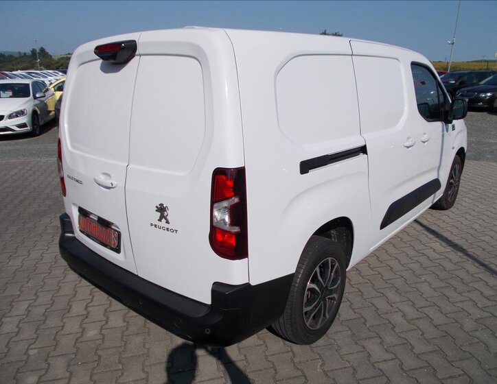Peugeot Partner Ostatní 1,5 l 75 kw