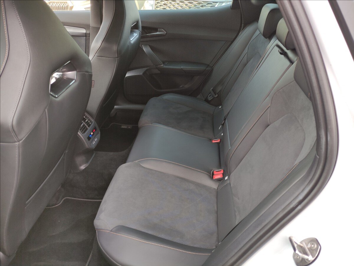 Cupra Formentor SUV / Terénní 2,0 l 245 kw