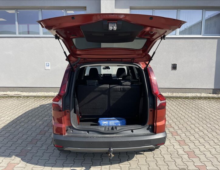 Dacia Jogger Kombi 999,0 67 kw