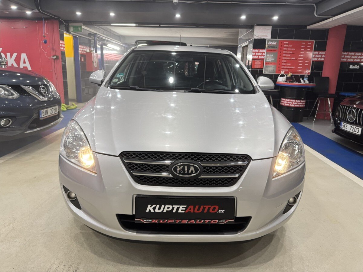 KIA Ceed Hatchback 1,4 l 80 kw