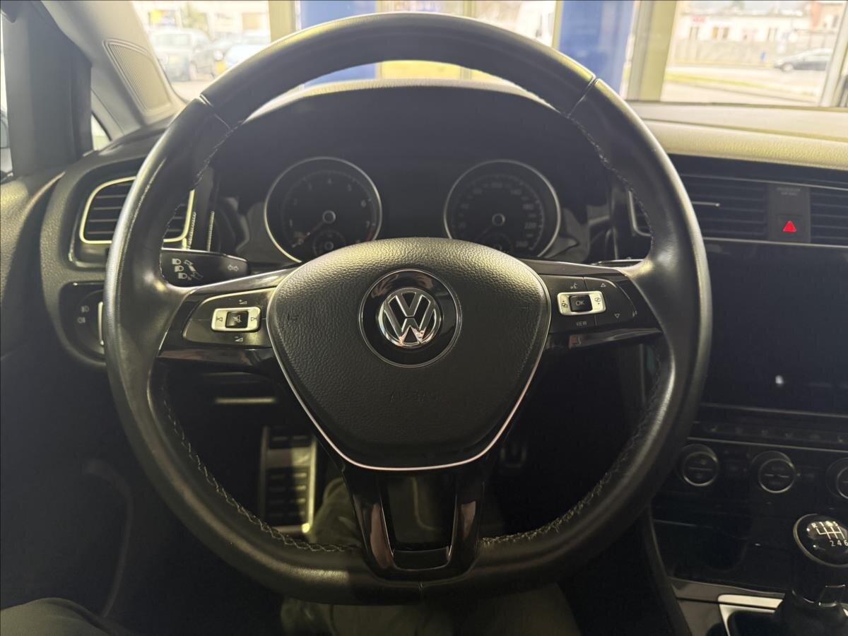 Volkswagen Golf Kombi 999,0 85 kw
