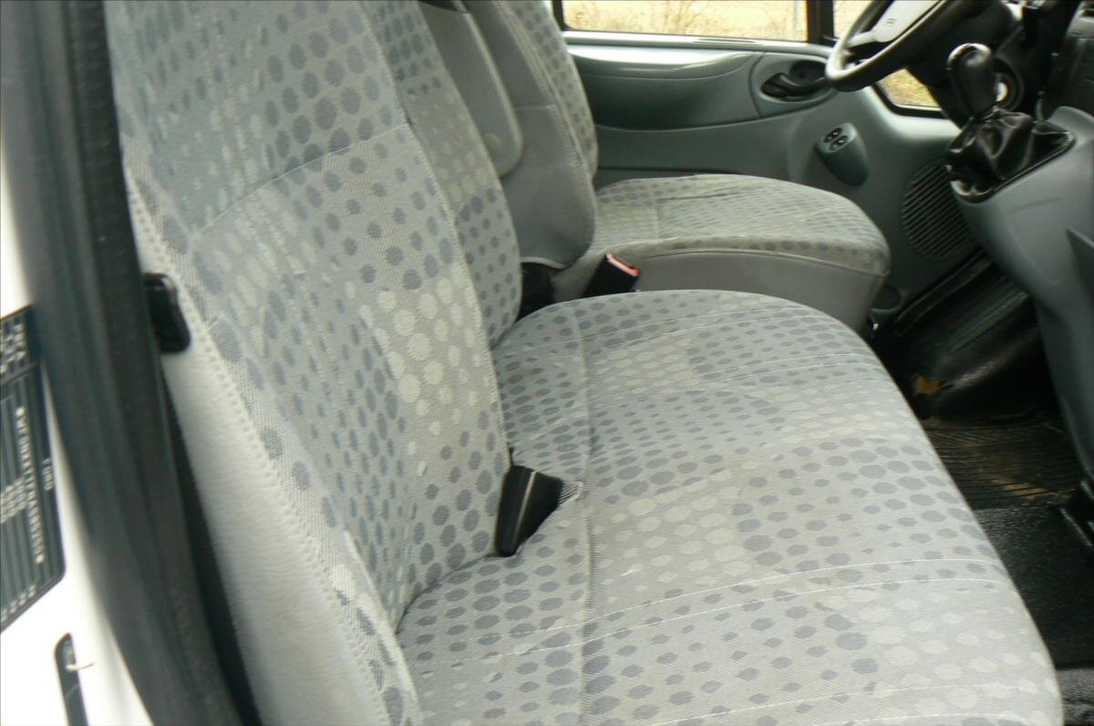 Ford Transit Valník 2,2 l 63 kw