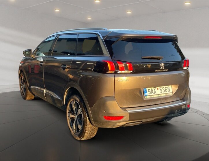 Peugeot 5008 SUV / Terénní 1,5 l 96 kw
