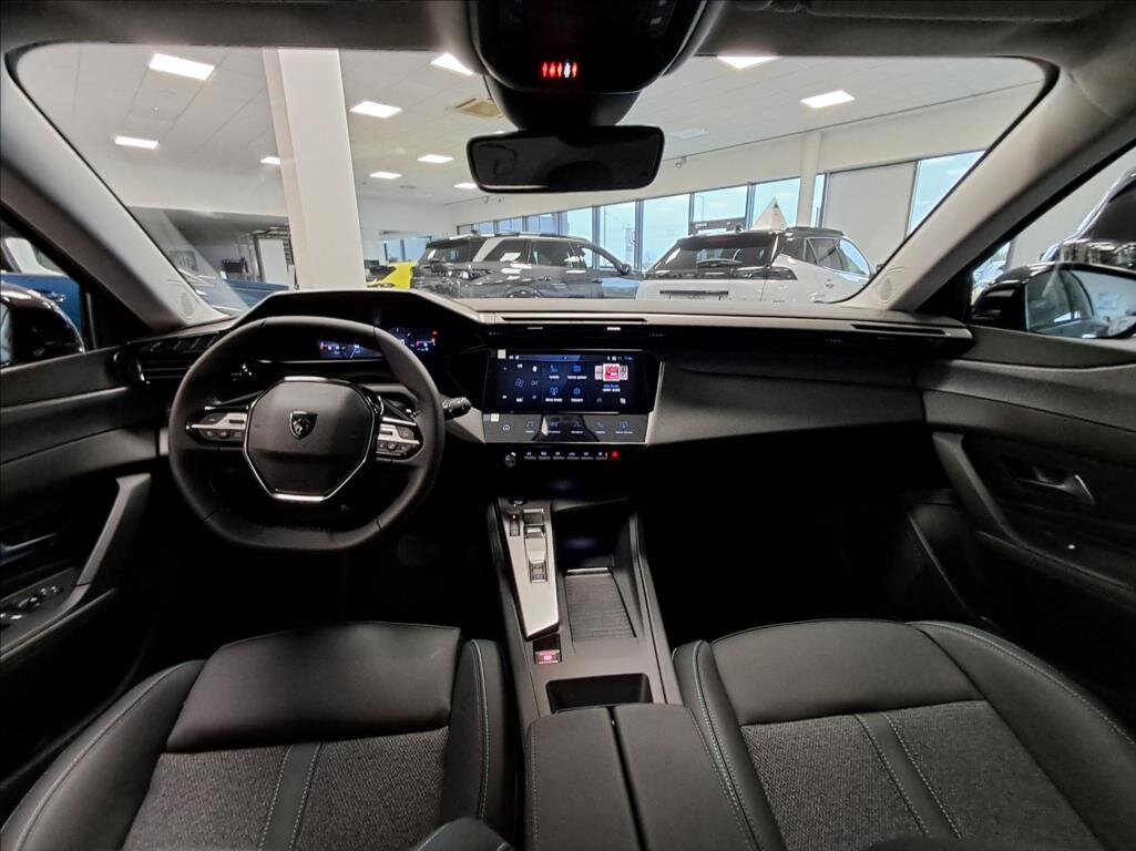 Peugeot 308 Kombi 1,2 l 100 kw