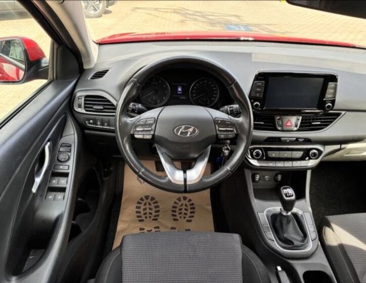 Hyundai i30 Hatchback 998,0 88 kw