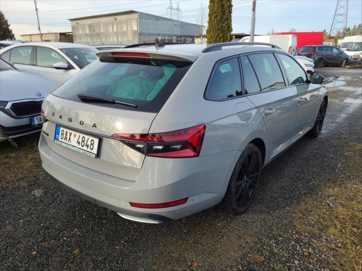 Škoda Superb Kombi 2,0 l 110 kw