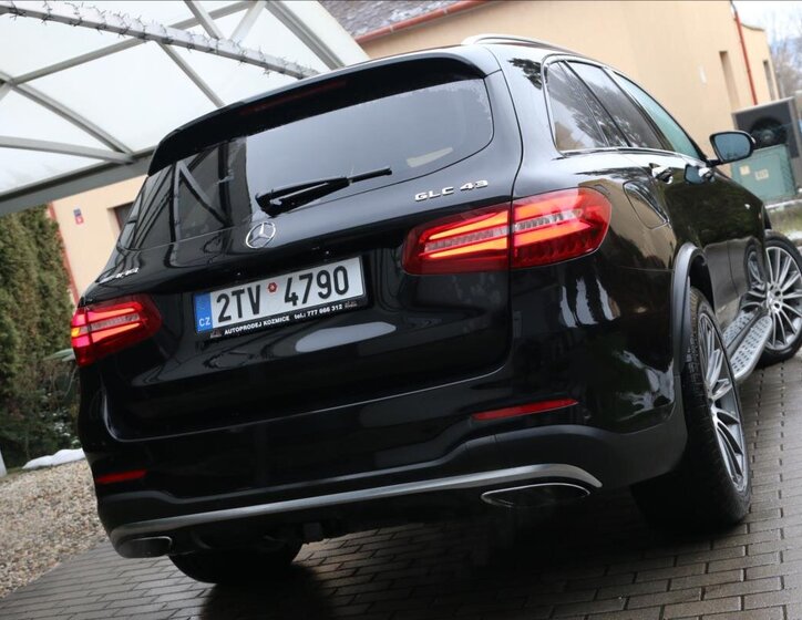 Mercedes-Benz GLC SUV / Terénní 3,0 l 270 kw