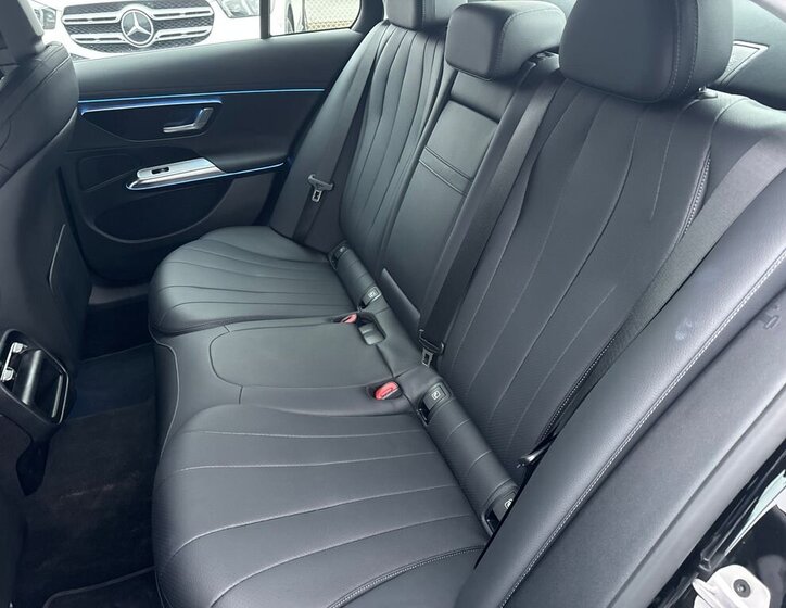 Mercedes-Benz Třídy E 14