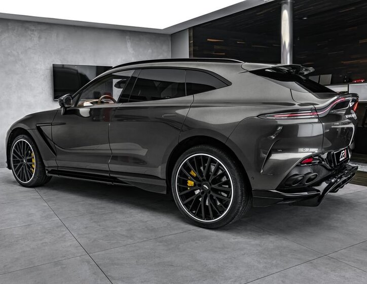Aston Martin Ostatní SUV 4,0 l 520 kw