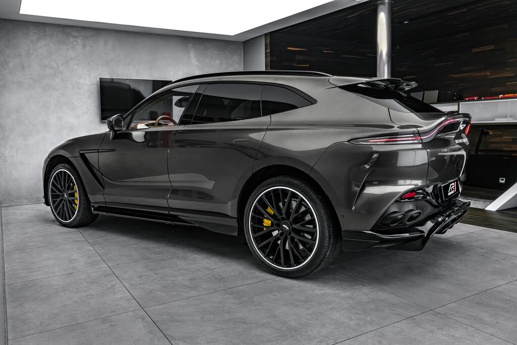 Aston Martin Ostatní SUV 4,0 l 520 kw