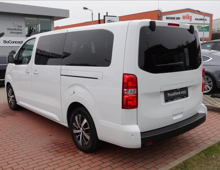 Toyota ProAce Verso 6