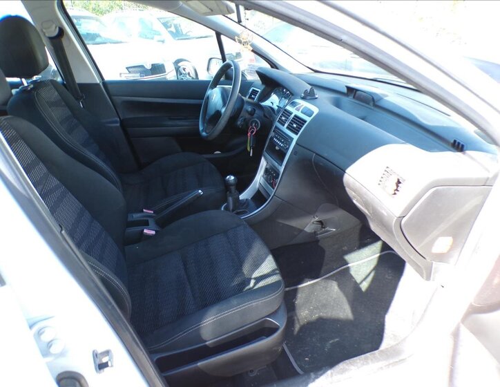 Peugeot 307 Skříň 1,6 l 66 kw