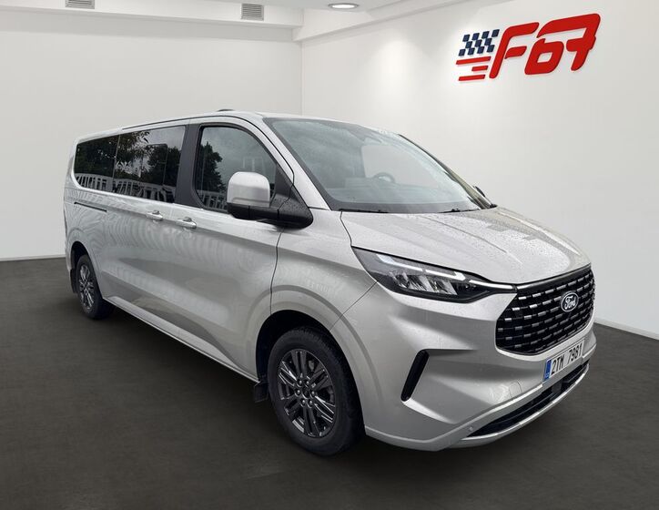 Ford Tourneo Custom 2