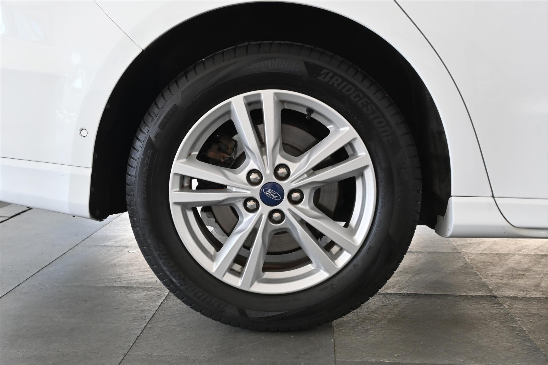 Ford S-MAX MPV 2,0 l 140 kw