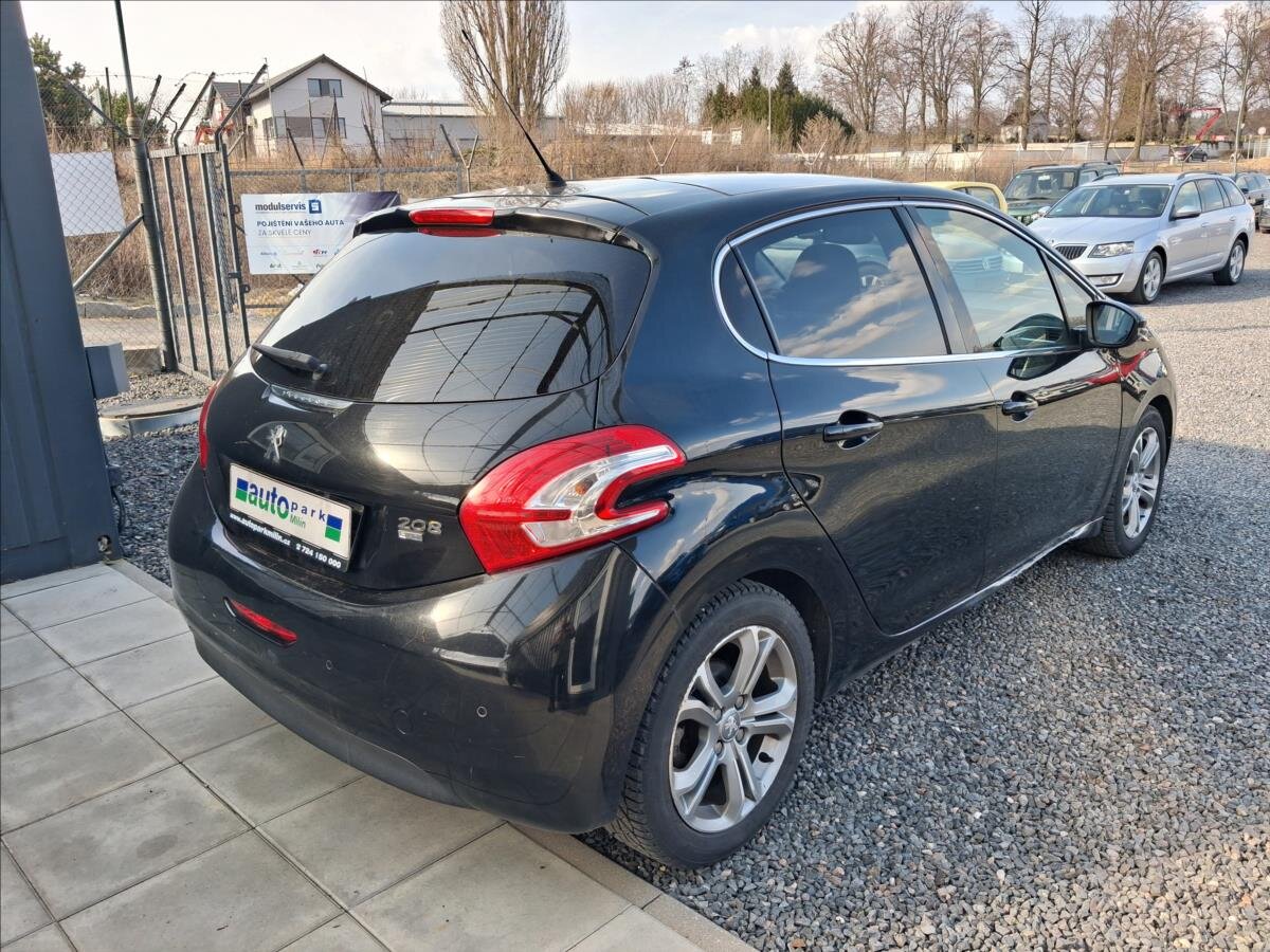 Peugeot 208 Hatchback 1,6 l 84 kw