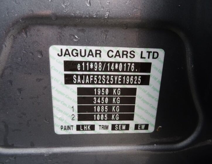 Jaguar X-Type 23