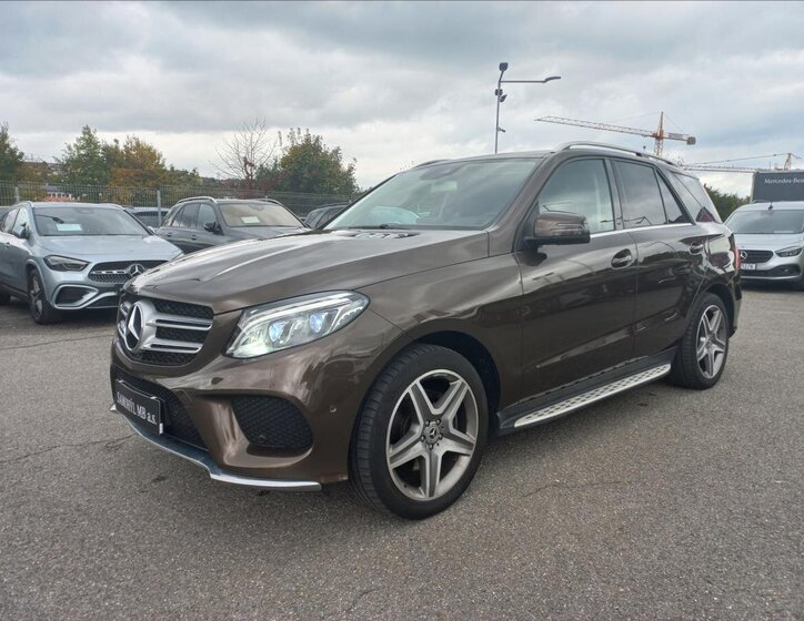 Mercedes-Benz GLE 1