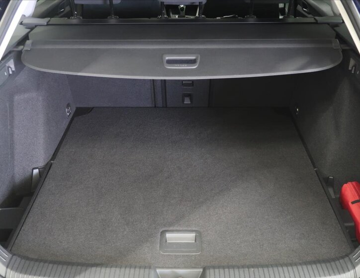 Volkswagen Golf Kombi 1,5 l 96 kw