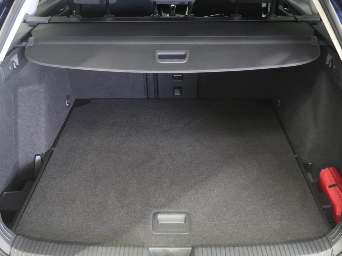 Volkswagen Golf Kombi 1,5 l 96 kw