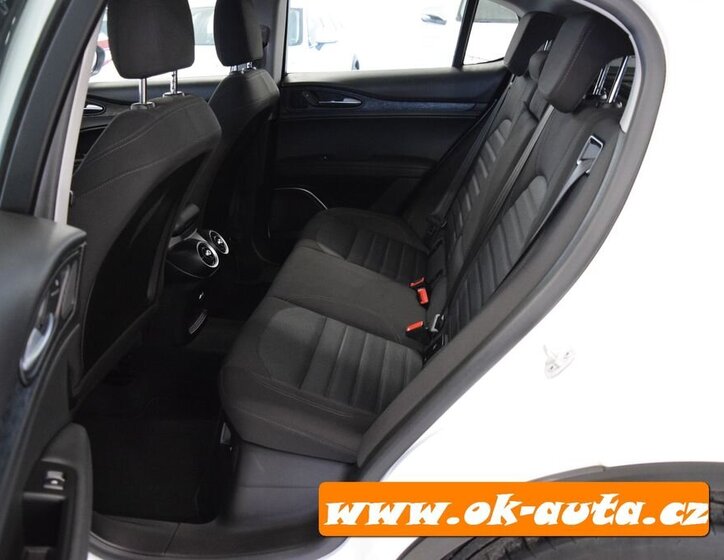 Alfa Romeo Stelvio SUV 0,0 140 kw