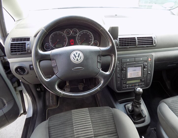 Volkswagen Sharan 25