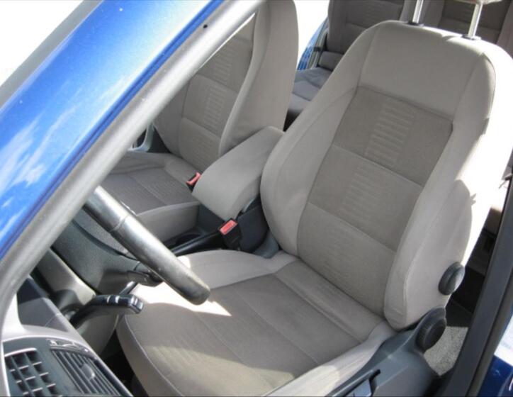 Volkswagen Touran 13