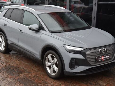 Audi Q4